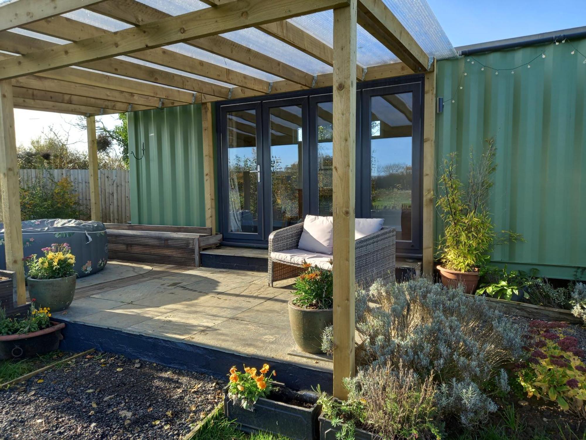 Sweet Pea Cabin Badsey エクステリア 写真